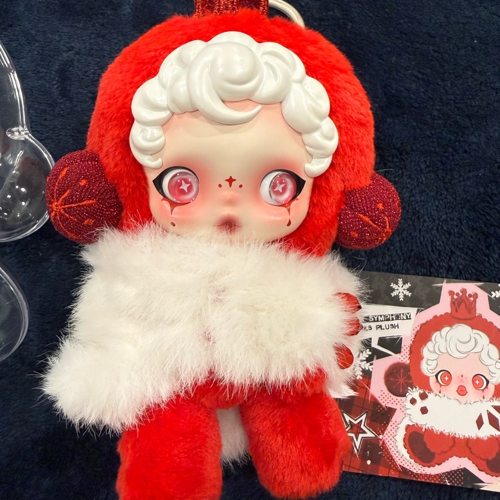 *SECRET* Symphony of wishes - Skullpanda winter symphony Popmart Skull Panda